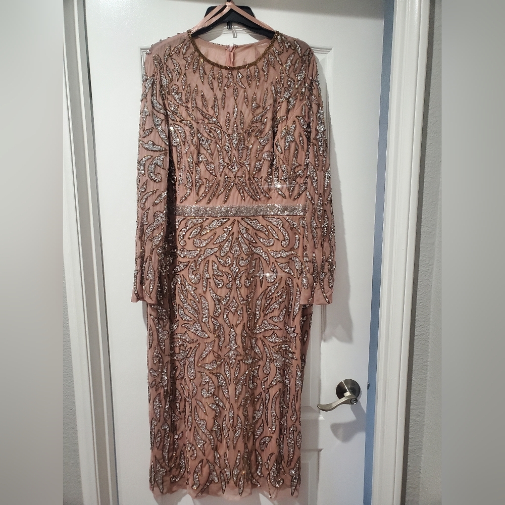 Mac Duggal Pink and Silver Sequin Embellished Gown